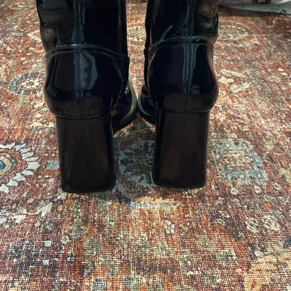 NWT Marc Jacobs Maryna Tall Black Heeled Boots with Glossy Patent Leathe… - Picture 9 of 17